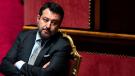 Emergenza taxi, turisti in coda sotto il sole, riforma Salvini per aumento licenze taxi: come si ottiene una licenza taxi?