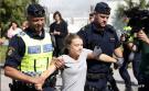 Greta Thunberg condannata per resistenza alla polizia: in Italia la pena sarebbe stata pi severa?