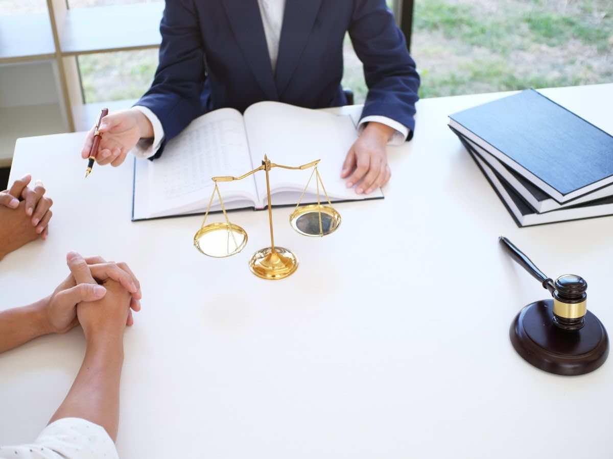 Trascrizione dellaccettazione tacita di eredit: necessario un titolo idoneo ai sensi dellart. 2648, comma 3, c.c.