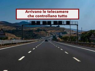 Codice della Strada, stop a guida al cellulare e assicurazione scaduta, in arrivo le telecamere intelligenti: ecco dove