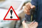 Prestare l'auto ad amici o parenti è rischioso: ecco le responsabilità del proprietario in caso di multa o incidente