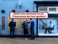 Conto corrente, rischi una denuncia se usi il bancomat di tuo padre o tua madre anche se te l'hanno dato loro: cosa fare